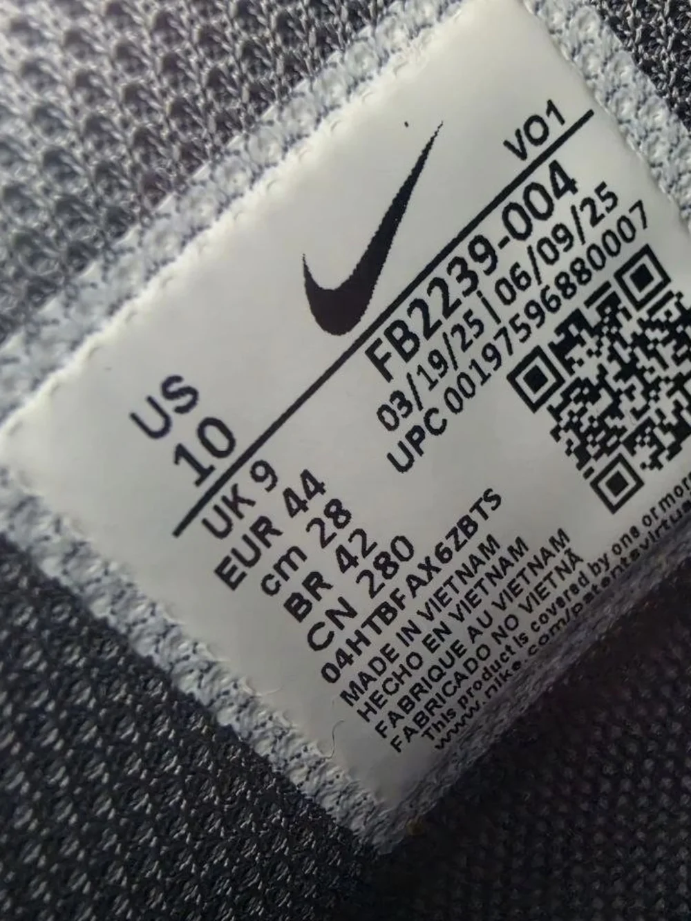 Nike LeBron Witness 8 Basketball Shoes Cool Grey Black FB2239-004 Men's Size 10